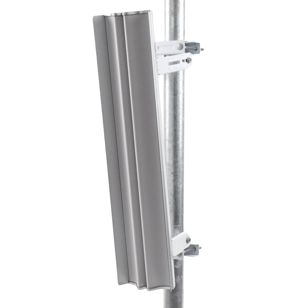 Antena sectorial para estaciones base airMAX AC de 60° de cobertura horizontal, en 5 GHz (5150 - 5875 MHz) de 21 dBi - Imagen 3