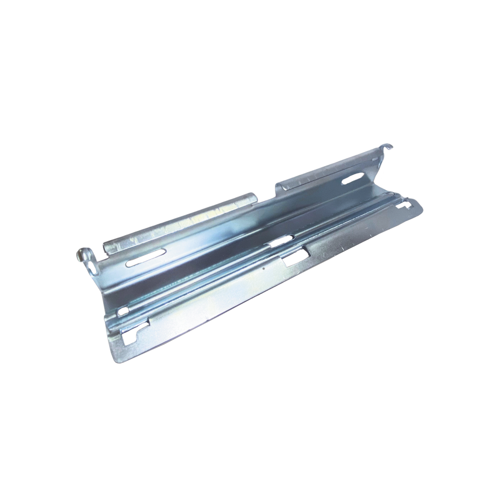 Clip Automático Mediano Para Unir Tramos de Charola Tipo Malla de 100 hasta 300 mm de Ancho, Acabado Electrozincado