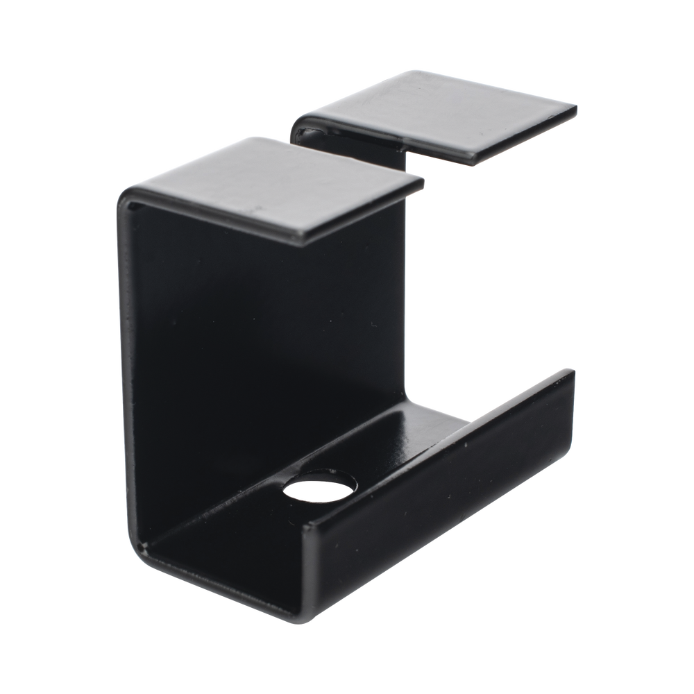 Grapa de Suspensión para Escalera Tubular de 1.5" de Peralte y 12" de Ancho, Acabado con Pintura Epóxica Color Negro, Ideal para la Suspensión Segura de la Escalera Tubular en Instalaciones Aéreas