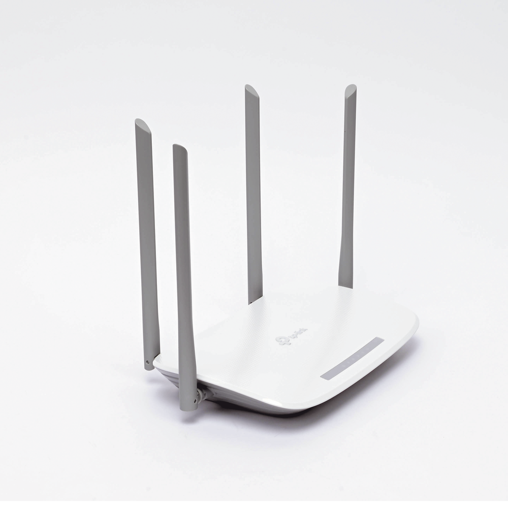 EC220G5-AD-1-l.png