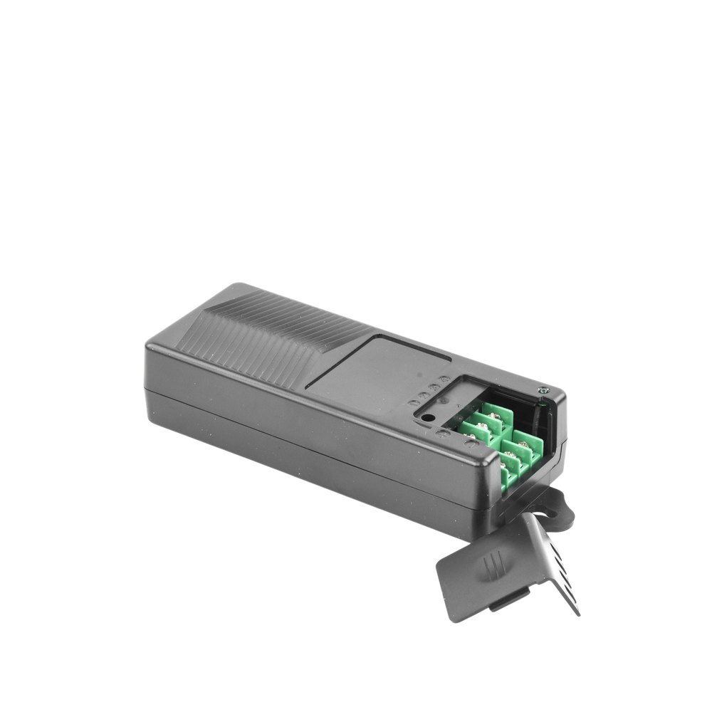 Fuente de Poder de 4 Salidas de 11 - 15 Vcc / 5 Amper / Voltaje de Entrada 110- 240 Vac / Fusible Termico PTC Integrado para Protección / Salida de Voltaje Inteligente hasta 3 Amper por Salida - Imagen 4