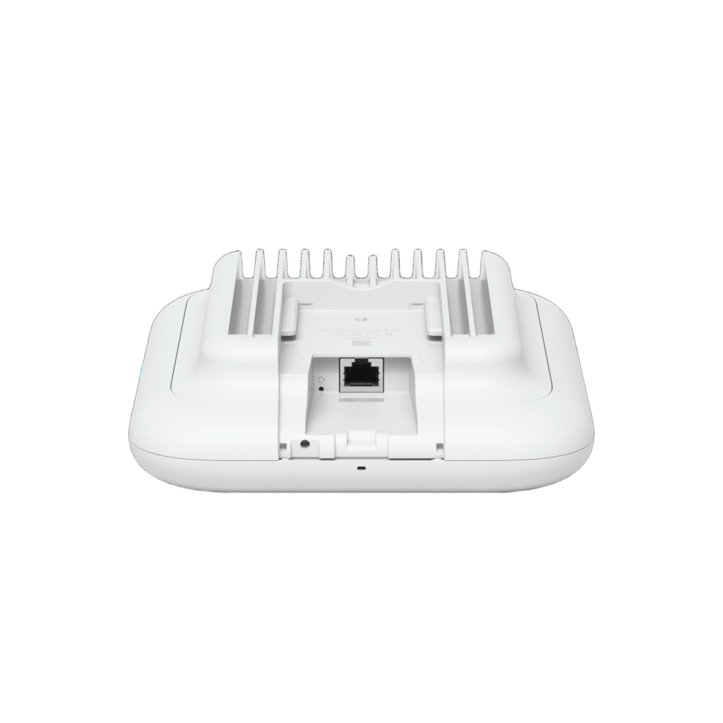 Access Point UniFi WiFi U7 Outdoor WiFi 7 802.11be Doble Banda, MU-MIMO 2x2 en Cada Banda, Puerto de 2.5 GbE, Antena Sectorial Integrada de 90° en 2.4 GHz y 45° en 5 GHz, Conectores para Antenas Omnidireccionales (incluidas), No Incluye Inyector P - Imagen 7