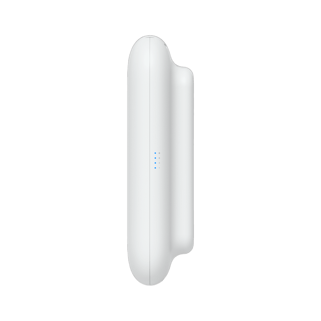 Access Point UniFi WiFi U7 Outdoor WiFi 7 802.11be Doble Banda, MU-MIMO 2x2 en Cada Banda, Puerto de 2.5 GbE, Antena Sectorial Integrada de 90° en 2.4 GHz y 45° en 5 GHz, Conectores para Antenas Omnidireccionales (incluidas), No Incluye Inyector P - Imagen 3